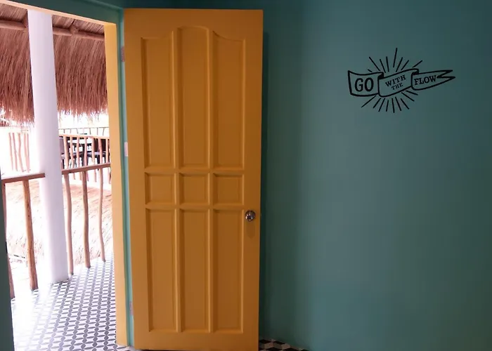 Way Shack Hostel Oslob